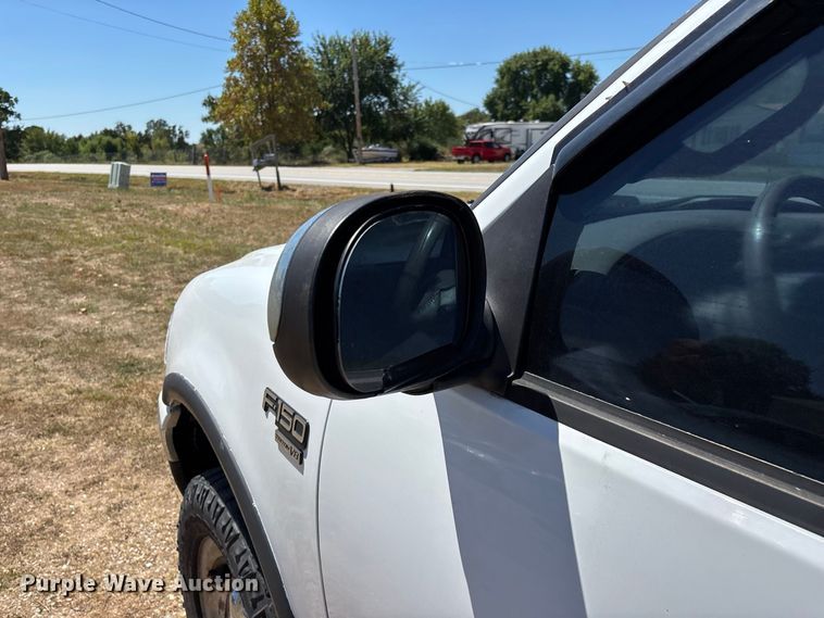 image for item FG0604 2001 Ford  F150 Ext. Cab pickup truck