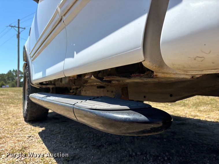 image for item FG0604 2001 Ford  F150 Ext. Cab pickup truck