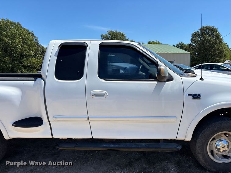 image for item FG0604 2001 Ford  F150 Ext. Cab pickup truck