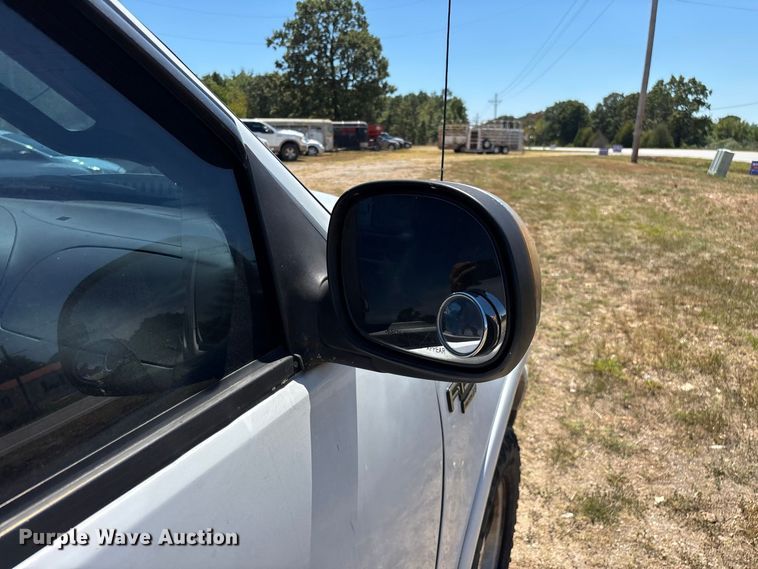 image for item FG0604 2001 Ford  F150 Ext. Cab pickup truck