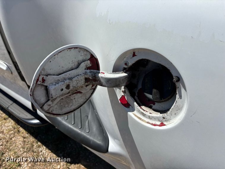 image for item FG0604 2001 Ford  F150 Ext. Cab pickup truck