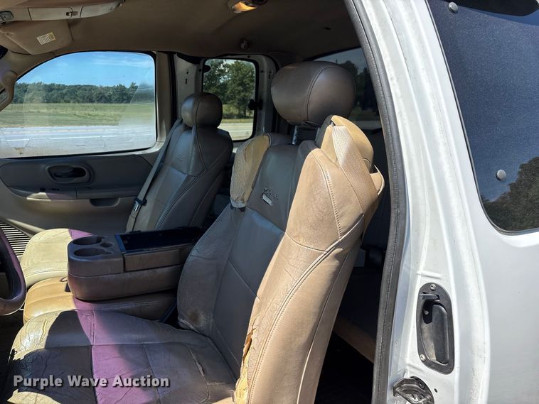 image for item FG0604 2001 Ford  F150 Ext. Cab pickup truck