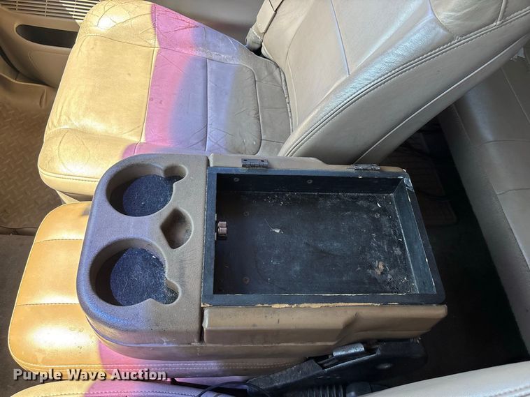 image for item FG0604 2001 Ford  F150 Ext. Cab pickup truck