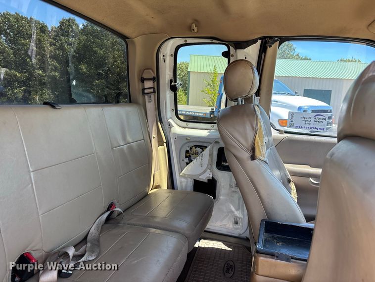 image for item FG0604 2001 Ford  F150 Ext. Cab pickup truck