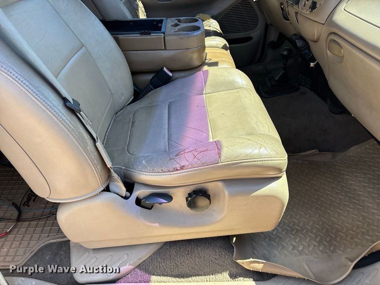 image for item FG0604 2001 Ford  F150 Ext. Cab pickup truck