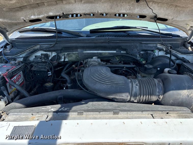image for item FG0604 2001 Ford  F150 Ext. Cab pickup truck