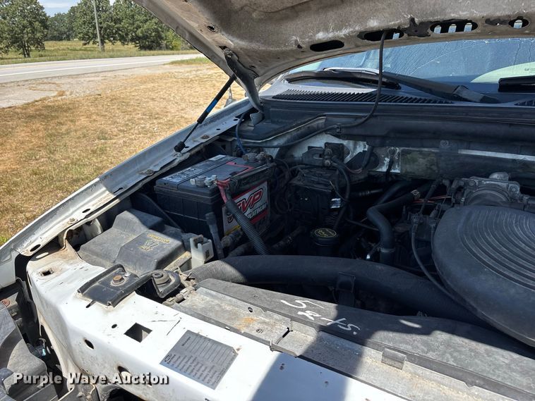 image for item FG0604 2001 Ford  F150 Ext. Cab pickup truck