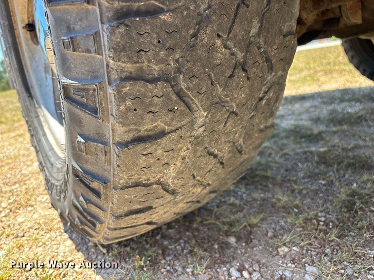 image for item FG0604 2001 Ford  F150 Ext. Cab pickup truck