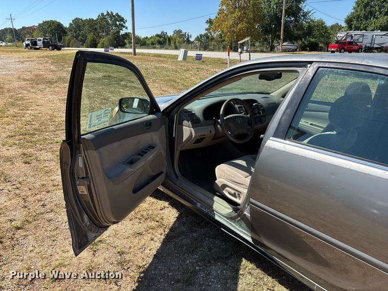 image for item FG0607 2002 Toyota  Camry 