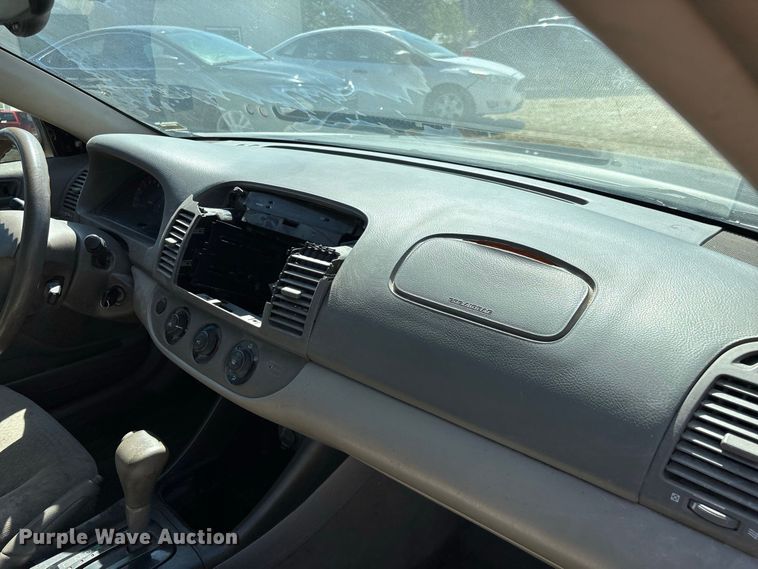 image for item FG0607 2002 Toyota  Camry 