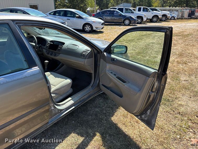 image for item FG0607 2002 Toyota  Camry 