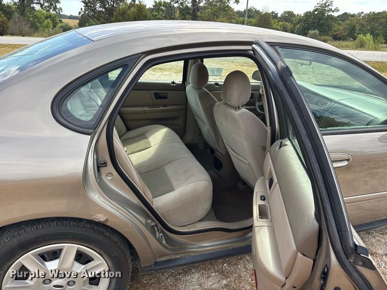 image for item FG0609 2007 Ford  Taurus 