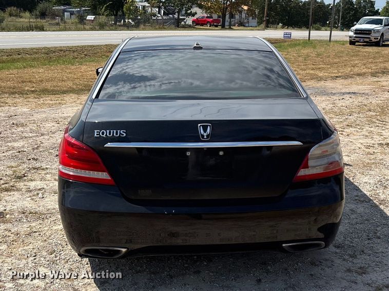 image for item FG0610 2014 Hyundai  Equus 