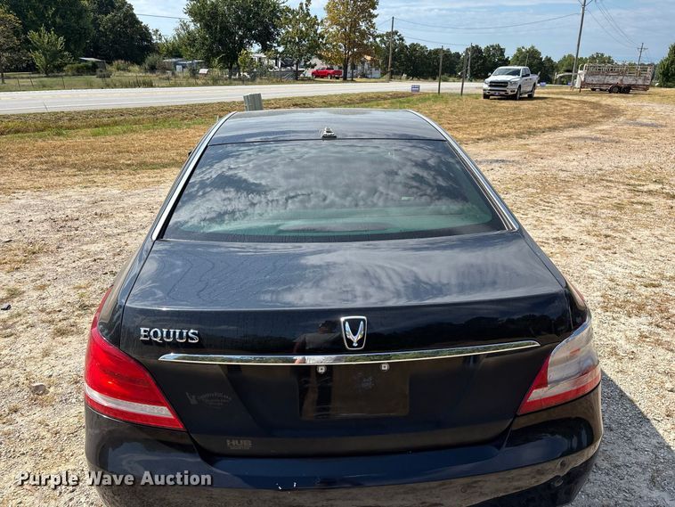 image for item FG0610 2014 Hyundai  Equus 