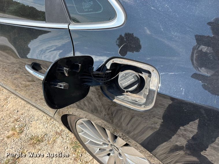 image for item FG0610 2014 Hyundai  Equus 