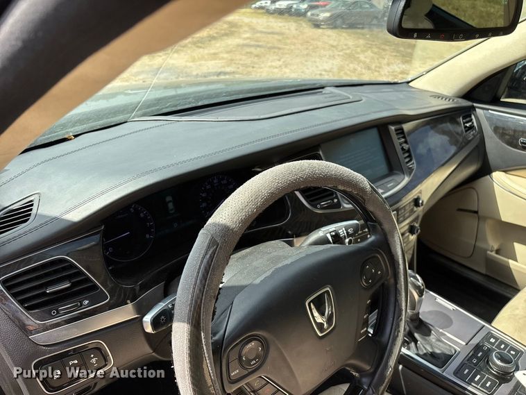image for item FG0610 2014 Hyundai  Equus 