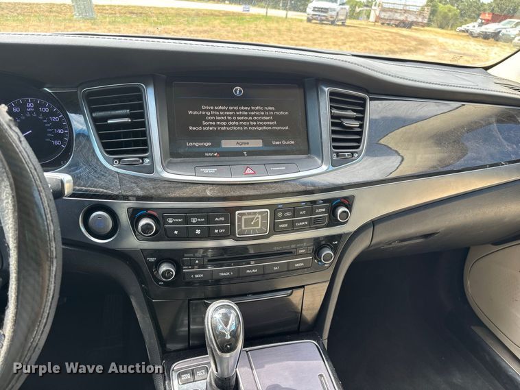 image for item FG0610 2014 Hyundai  Equus 