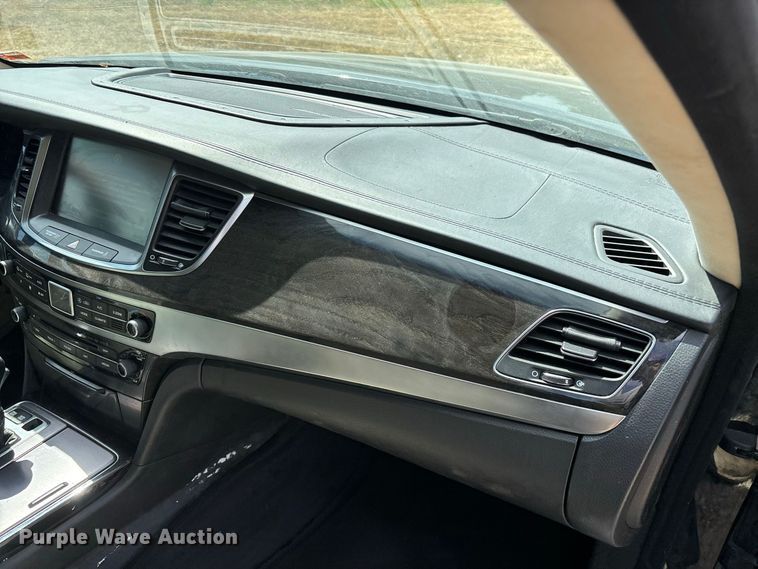 image for item FG0610 2014 Hyundai  Equus 