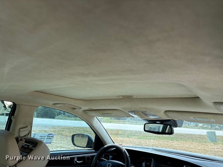 image for item FG0610 2014 Hyundai  Equus 