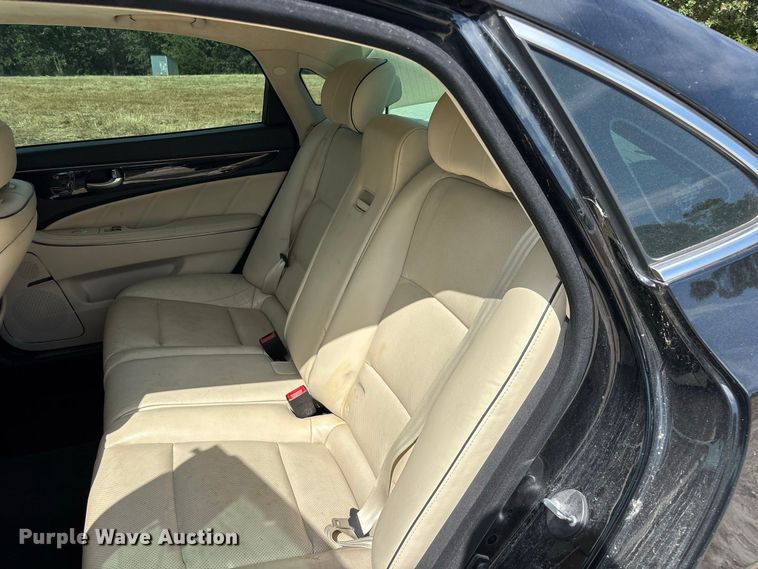 image for item FG0610 2014 Hyundai  Equus 