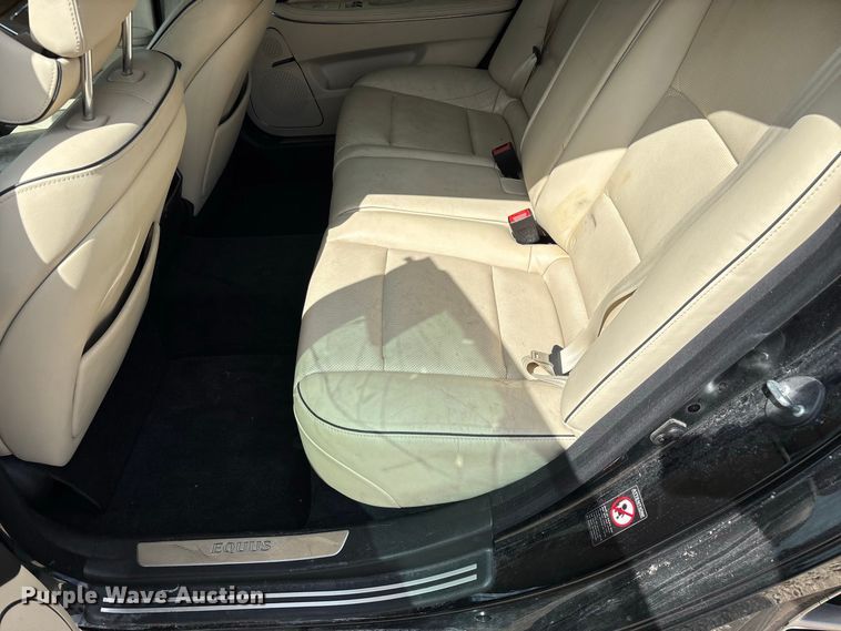 image for item FG0610 2014 Hyundai  Equus 