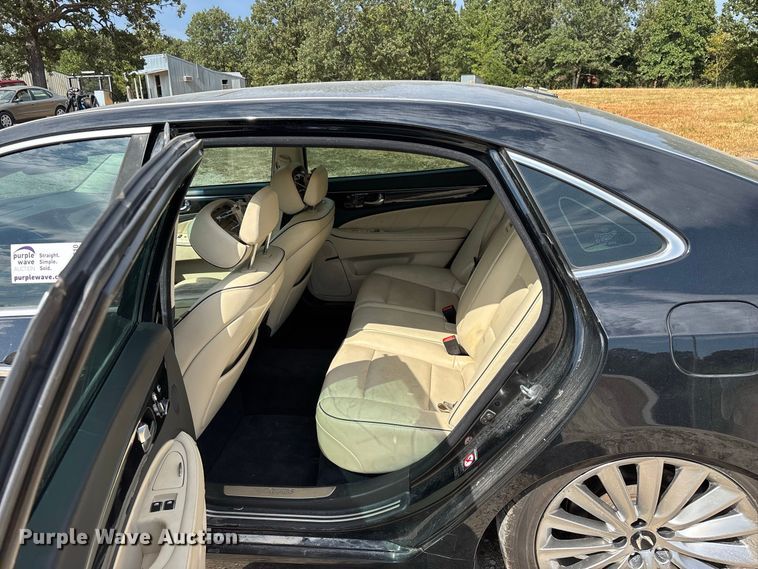 image for item FG0610 2014 Hyundai  Equus 