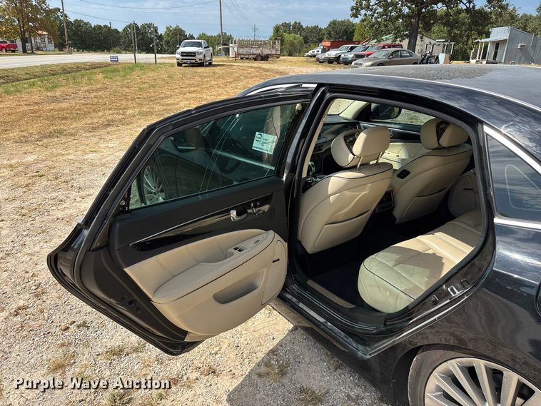 image for item FG0610 2014 Hyundai  Equus 