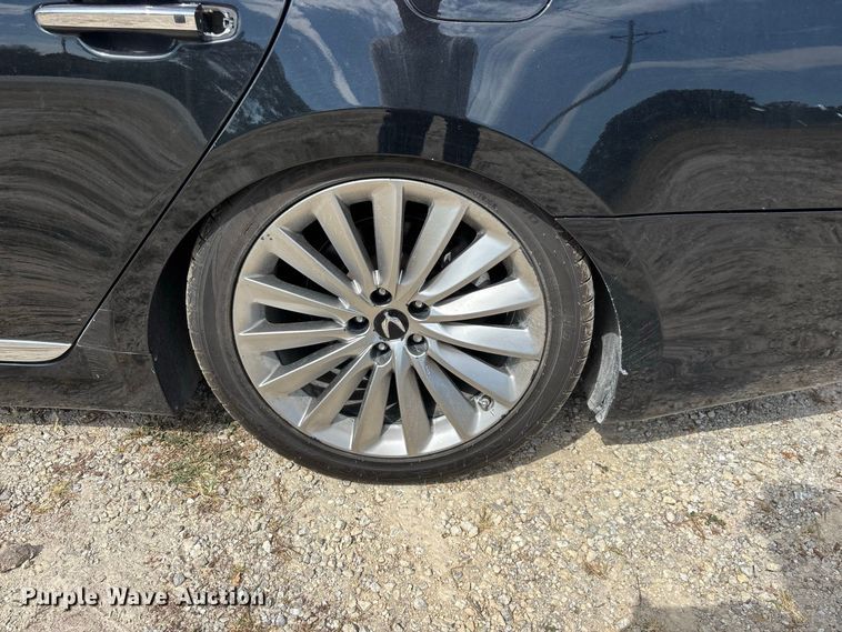 image for item FG0610 2014 Hyundai  Equus 