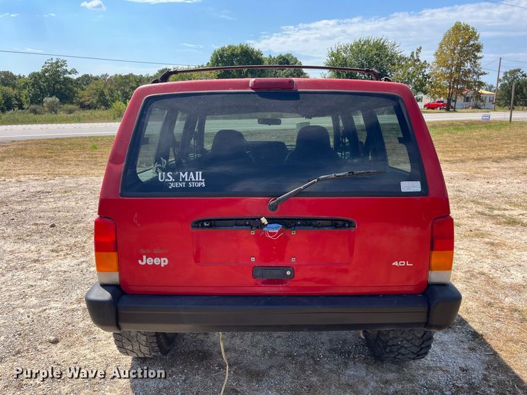 image for item FG0611 1999 Jeep  Cherokee SUV