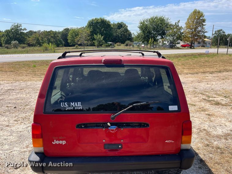 image for item FG0611 1999 Jeep  Cherokee SUV