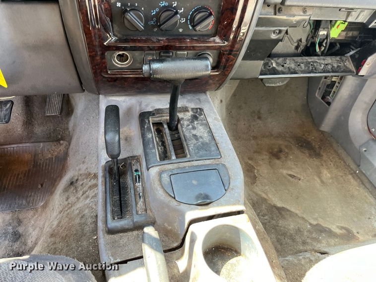image for item FG0611 1999 Jeep  Cherokee SUV