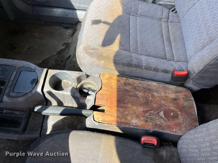 image for item FG0611 1999 Jeep  Cherokee SUV