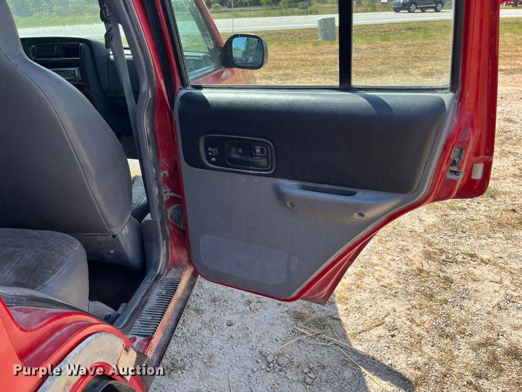 image for item FG0611 1999 Jeep  Cherokee SUV