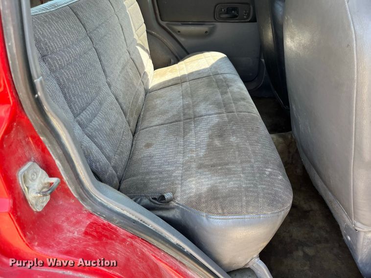 image for item FG0611 1999 Jeep  Cherokee SUV