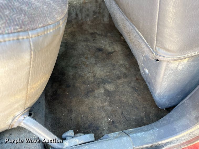 image for item FG0611 1999 Jeep  Cherokee SUV