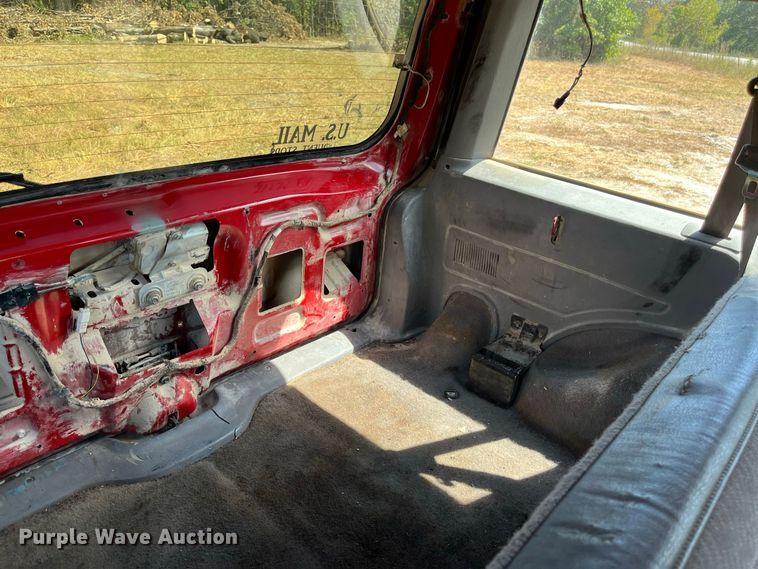 image for item FG0611 1999 Jeep  Cherokee SUV