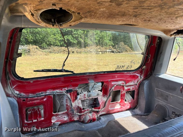 image for item FG0611 1999 Jeep  Cherokee SUV