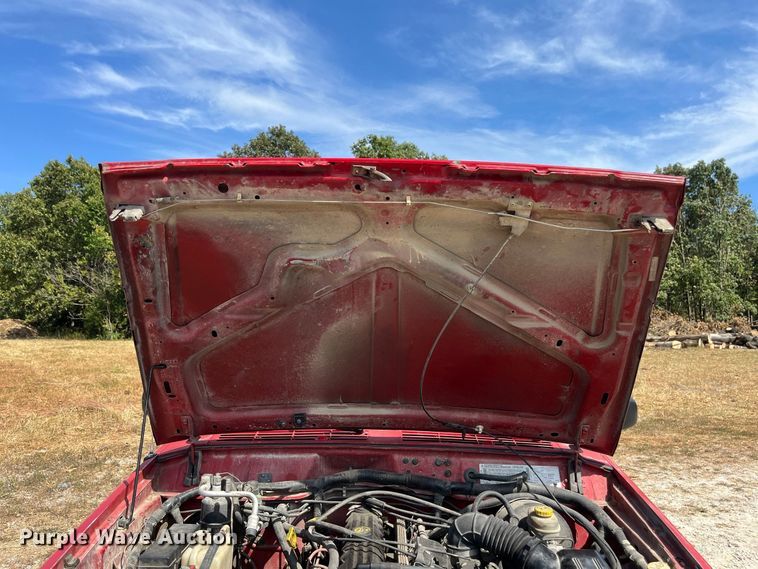 image for item FG0611 1999 Jeep  Cherokee SUV