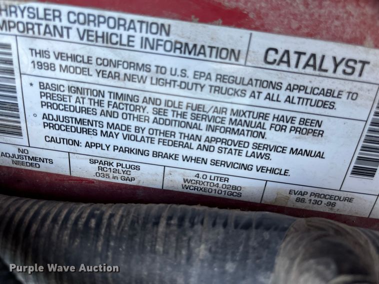 image for item FG0611 1999 Jeep  Cherokee SUV
