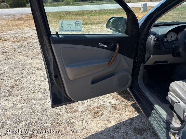 image for item FG0612 2006 Saturn  Vue SUV