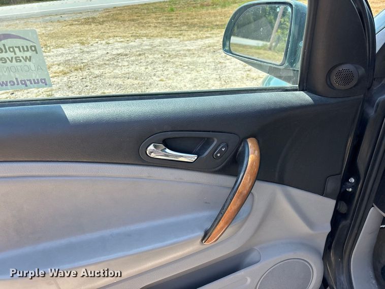 image for item FG0612 2006 Saturn  Vue SUV