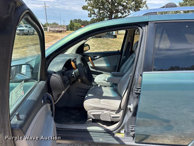 image for item FG0612 2006 Saturn  Vue SUV