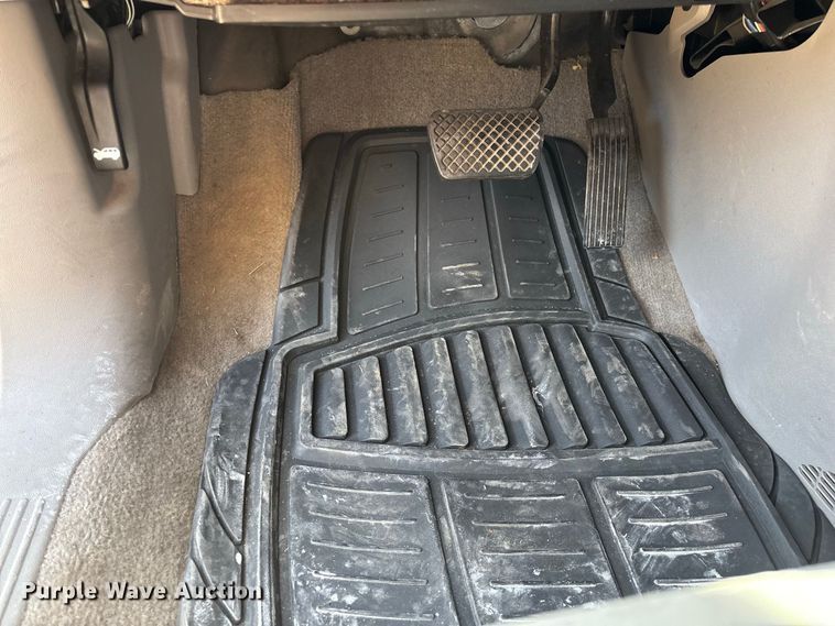 image for item FG0612 2006 Saturn  Vue SUV