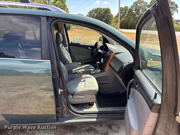 image for item FG0612 2006 Saturn  Vue SUV