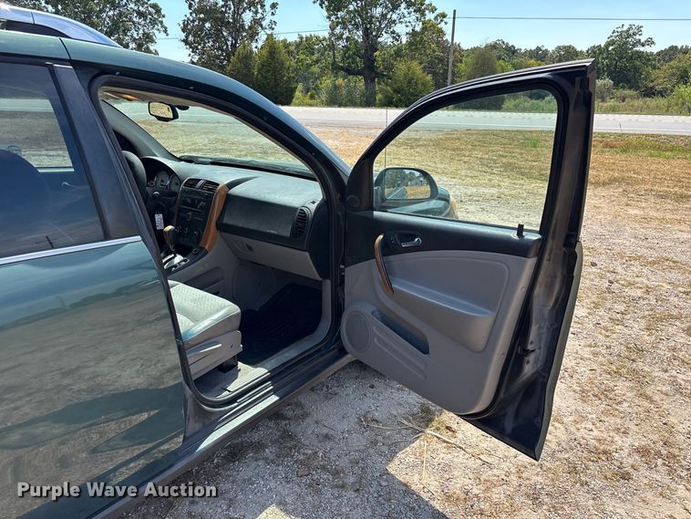 image for item FG0612 2006 Saturn  Vue SUV