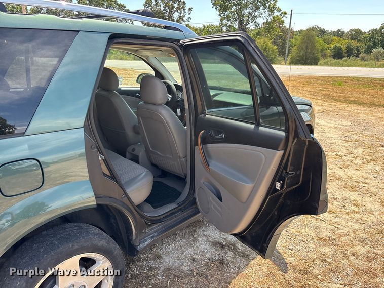 image for item FG0612 2006 Saturn  Vue SUV