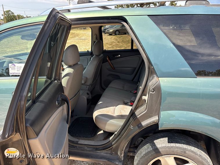 image for item FG0612 2006 Saturn  Vue SUV