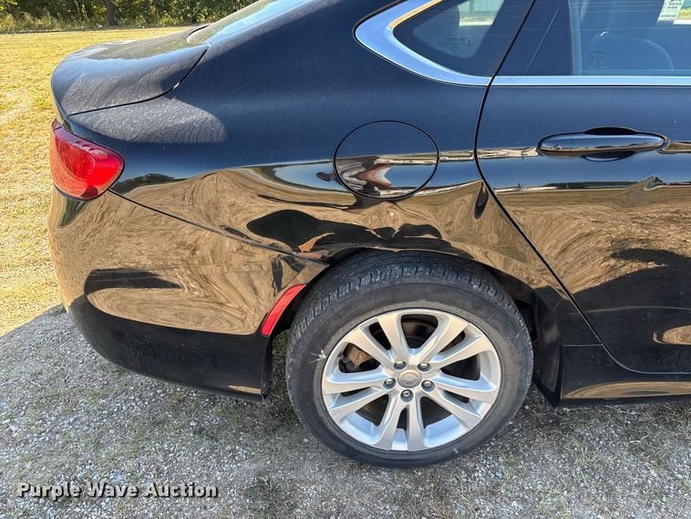 image for item FG0613 2016 Chrysler  200 
