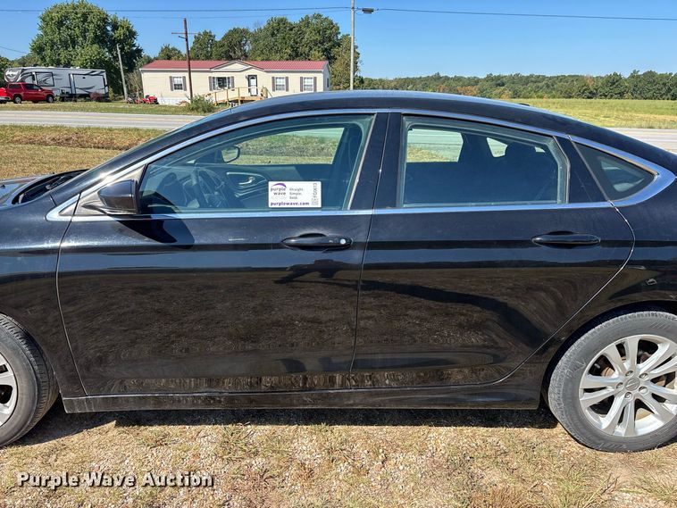 image for item FG0613 2016 Chrysler  200 