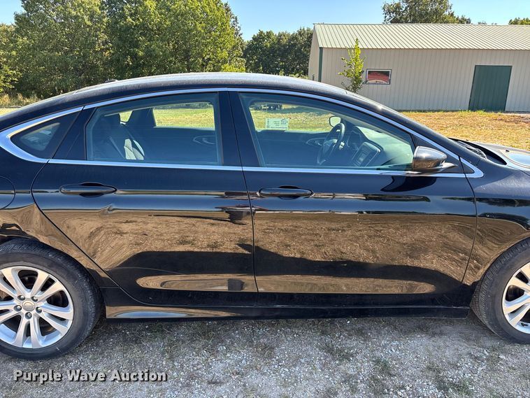 image for item FG0613 2016 Chrysler  200 